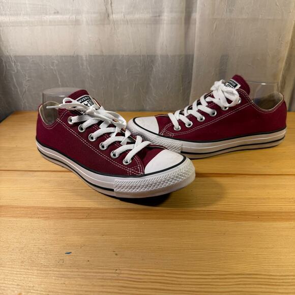 Converse Chuck Taylor All Star Low Top Red Canvas Sneakers Women’s 8.5 - Picture 2 of 5